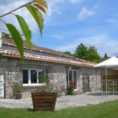 House La Bergerie 2 Casa de Férias *